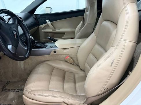 Used 2006 Chevrolet Corvette Convertible w/ Preferred Equipment Group image 12