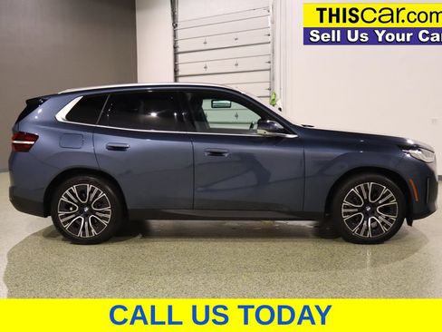 Used 2025 BMW X3 xDrive30i AWD/4WD image 11