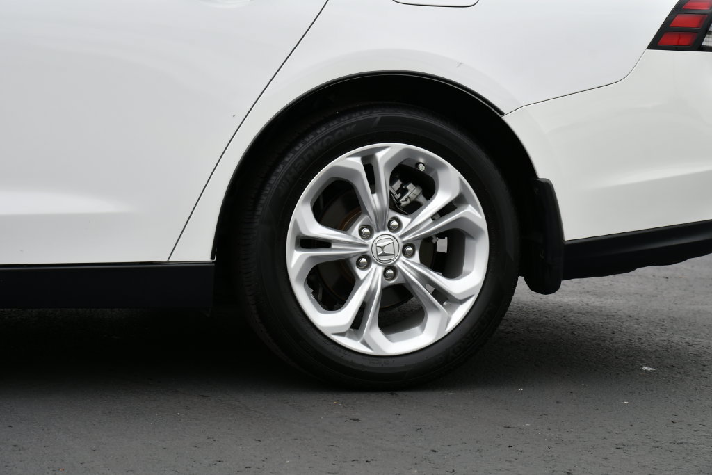 Used 2023 Honda Accord LX image 11