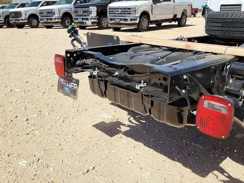 New 2026 Ford F350 XL w/ XL Chrome Package AWD/4WD image 15