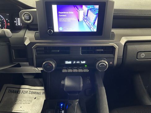 Used 2025 Toyota 4Runner SR5 image 25