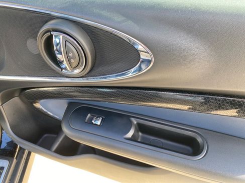 Used 2021 MINI Cooper Clubman S w/ Storage Package image 34