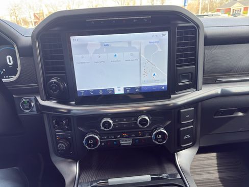 Used 2021 Ford F150 Platinum w/ Equipment Group 701A High AWD/4WD image 17