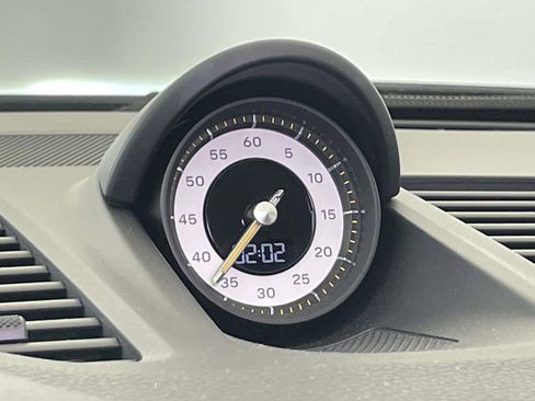 Used 2022 Porsche 911 GT3 image 24