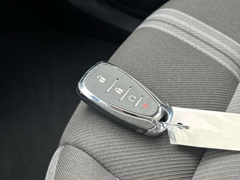 Used 2025 Chevrolet Blazer LT image 28