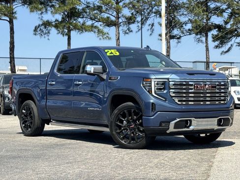 Used 2025 GMC Sierra 1500 Denali w/ Denali Reserve Package image 2