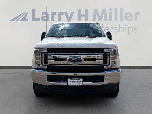 Used 2018 Ford F250 XLT AWD/4WD image 9