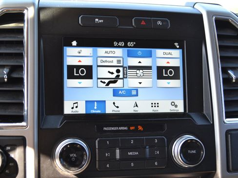 Used 2017 Ford F150 Lariat w/ Equipment Group 502A Luxury image 20