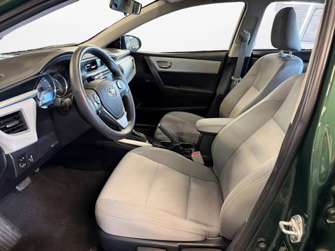Used 2014 Toyota Corolla LE FWD image 11