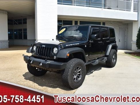 Used 2018 Jeep Wrangler Unlimited Rubicon w/ Connectivity Group AWD/4WD image 5