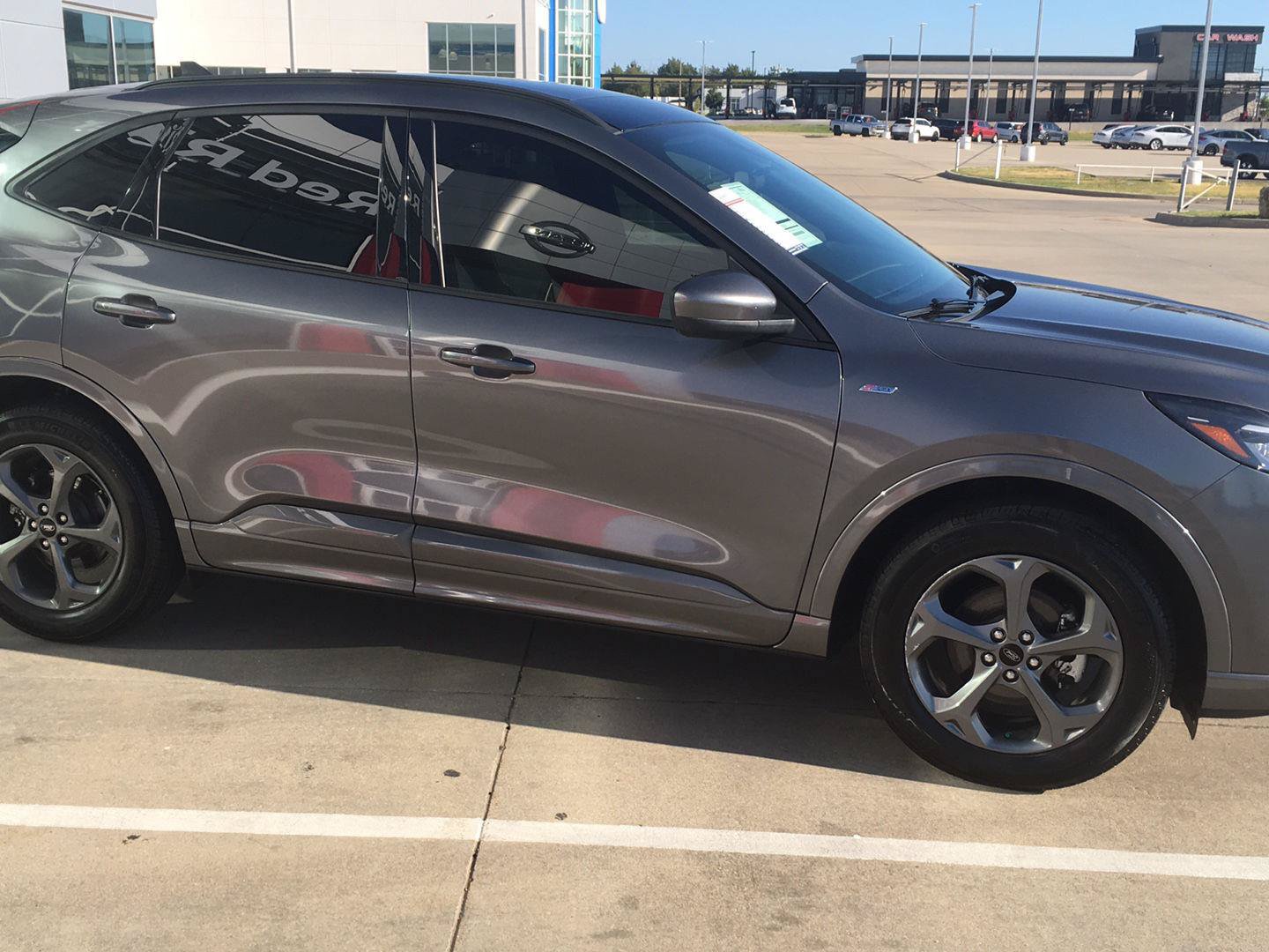 Used 2024 Ford Escape ST-Line w/ Tech Pack #1 AWD/4WD image 5