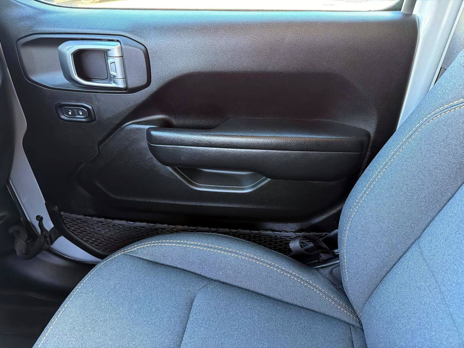 Used 2024 Jeep Wrangler Unlimited AWD/4WD image 18