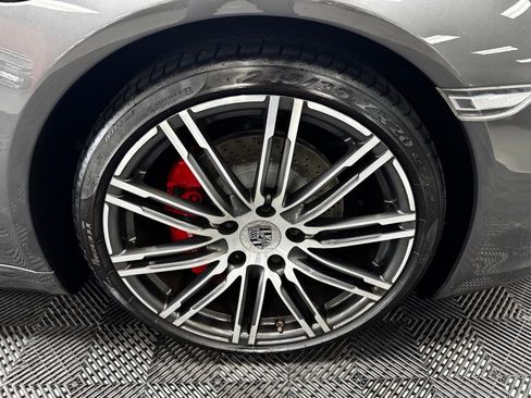 Used 2016 Porsche 911 Carrera S RWD image 18