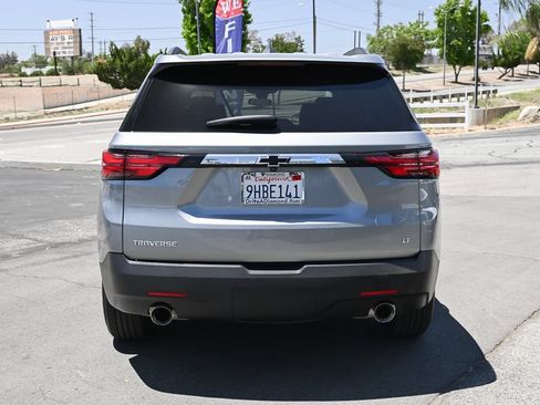 Used 2023 Chevrolet Traverse LT FWD image 6