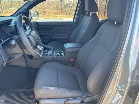 Used 2024 Toyota Tacoma SR5 image 41