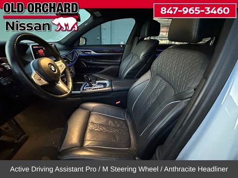 Used 2022 BMW 750i xDrive w/ Executive Package image 13