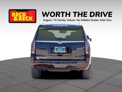 Certified 2018 Cadillac Escalade Premium Luxury image 6