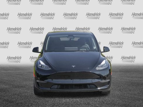 Used 2022 Tesla Model Y Performance AWD/4WD image 3