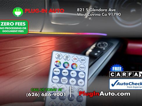 Used 2023 Lexus IS 500 w/ Accessory Package RWD image 33