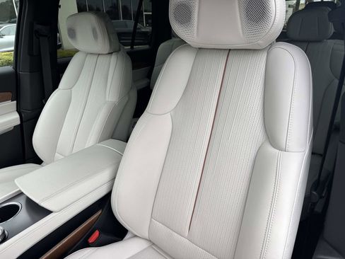 New 2026 Cadillac Vistiq Sport AWD/4WD image 20