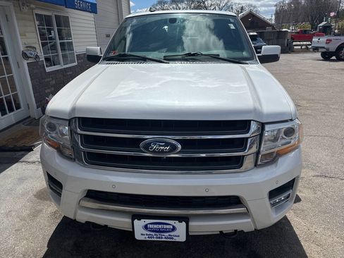Used 2017 Ford Expedition Limited AWD/4WD image 6
