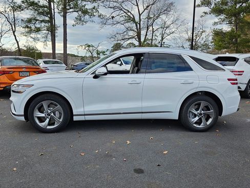 New 2026 Genesis GV70 2.5T Select AWD/4WD image 4