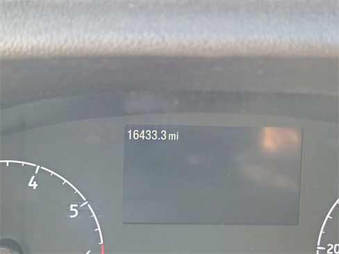 Used 2024 Ford Transit 350 XL image 8