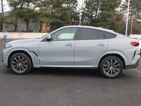 New 2026 BMW X6 xDrive40i w/ Climate Comfort Package image 4