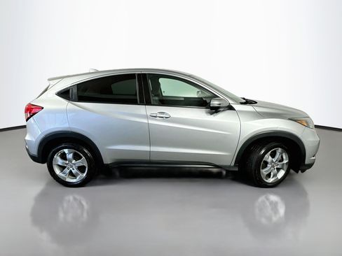 Used 2016 Honda HR-V EX image 8