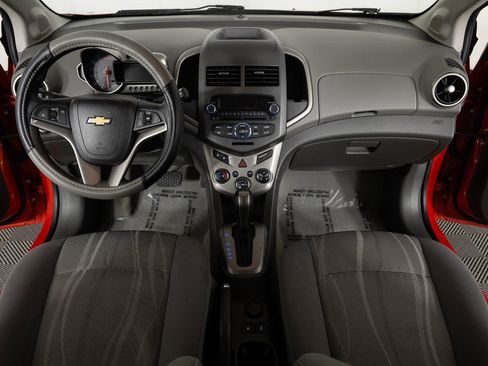 Used 2012 Chevrolet Sonic LT image 33