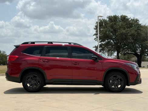 Used 2024 Subaru Ascent Onyx Edition AWD/4WD image 5
