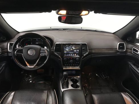 Used 2017 Jeep Grand Cherokee Overland w/ Jeep Active Safety Group image 30