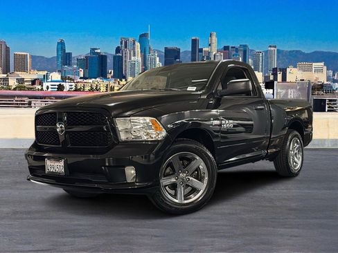 Used 2016 RAM 1500 Express image 2