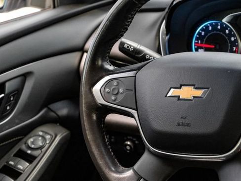 Used 2019 Chevrolet Traverse RS w/ LPO, Floor Liner Package FWD image 19
