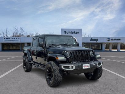Used 2023 Jeep Gladiator Sport