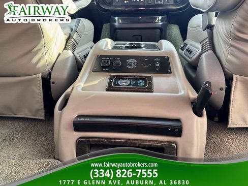 Used 2018 GMC Savana 2500 w/ Enhanced Convenience Package image 27