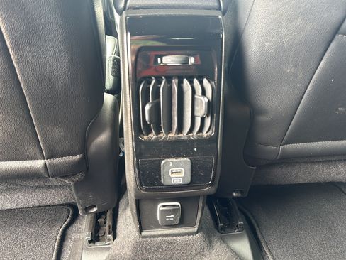 New 2026 Jeep Compass Latitude AWD/4WD image 18