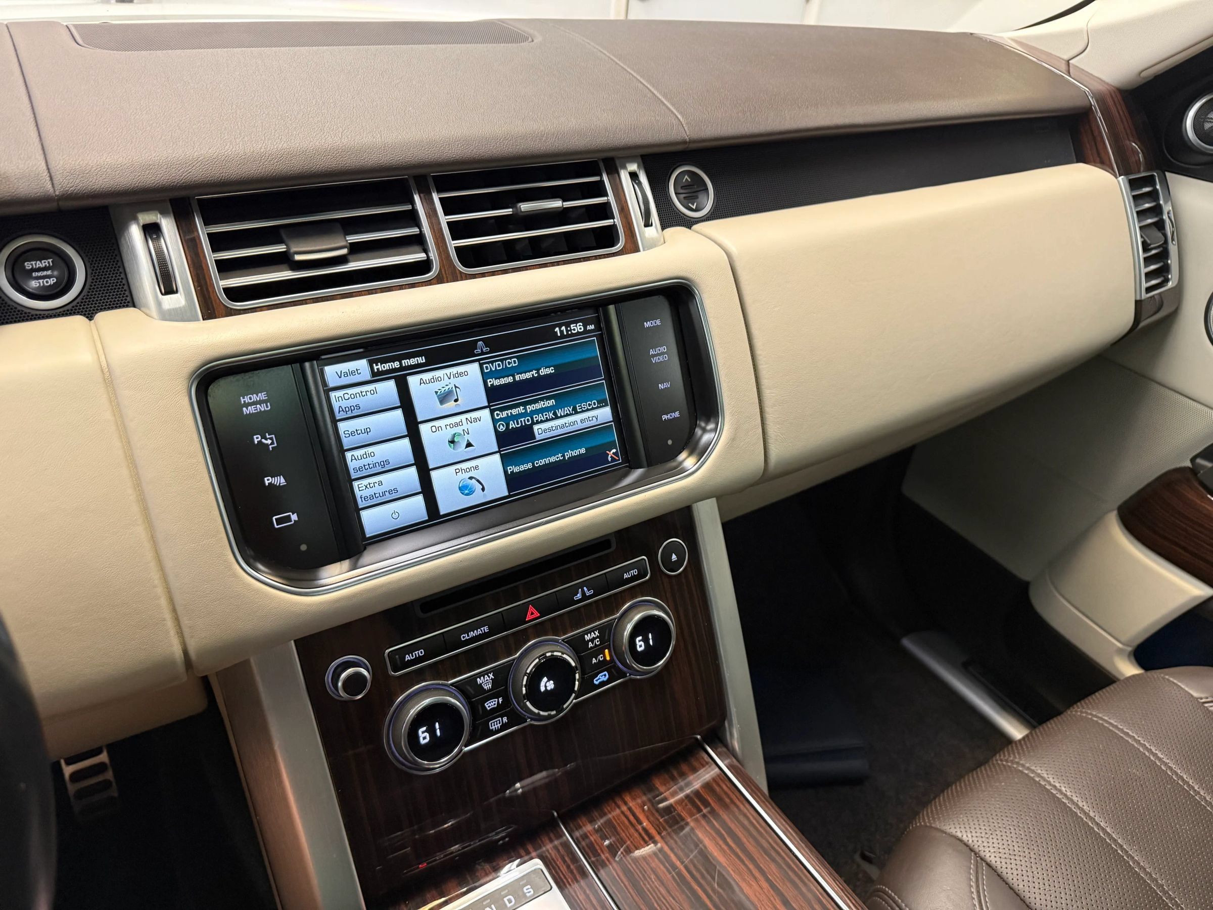 Used 2015 Land Rover Range Rover Long Wheelbase Supercharged AWD/4WD image 17