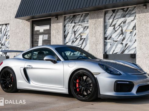 Used 2016 Porsche Cayman GT4 image 19