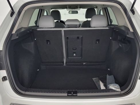 Used 2022 Volkswagen Taos SE image 29