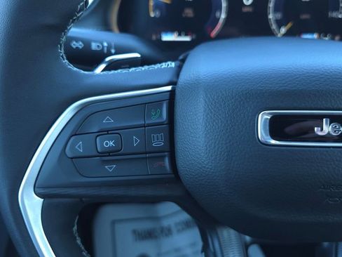 New 2026 Jeep Grand Cherokee Laredo AWD/4WD image 28