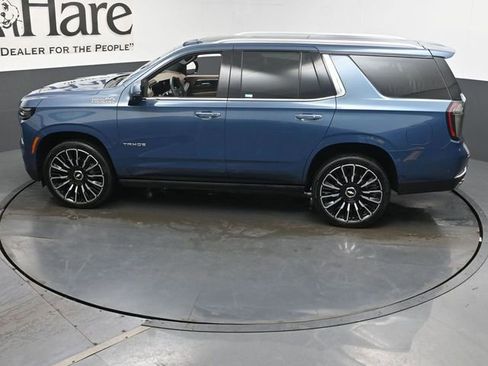 Used 2025 Chevrolet Tahoe High Country AWD/4WD image 45
