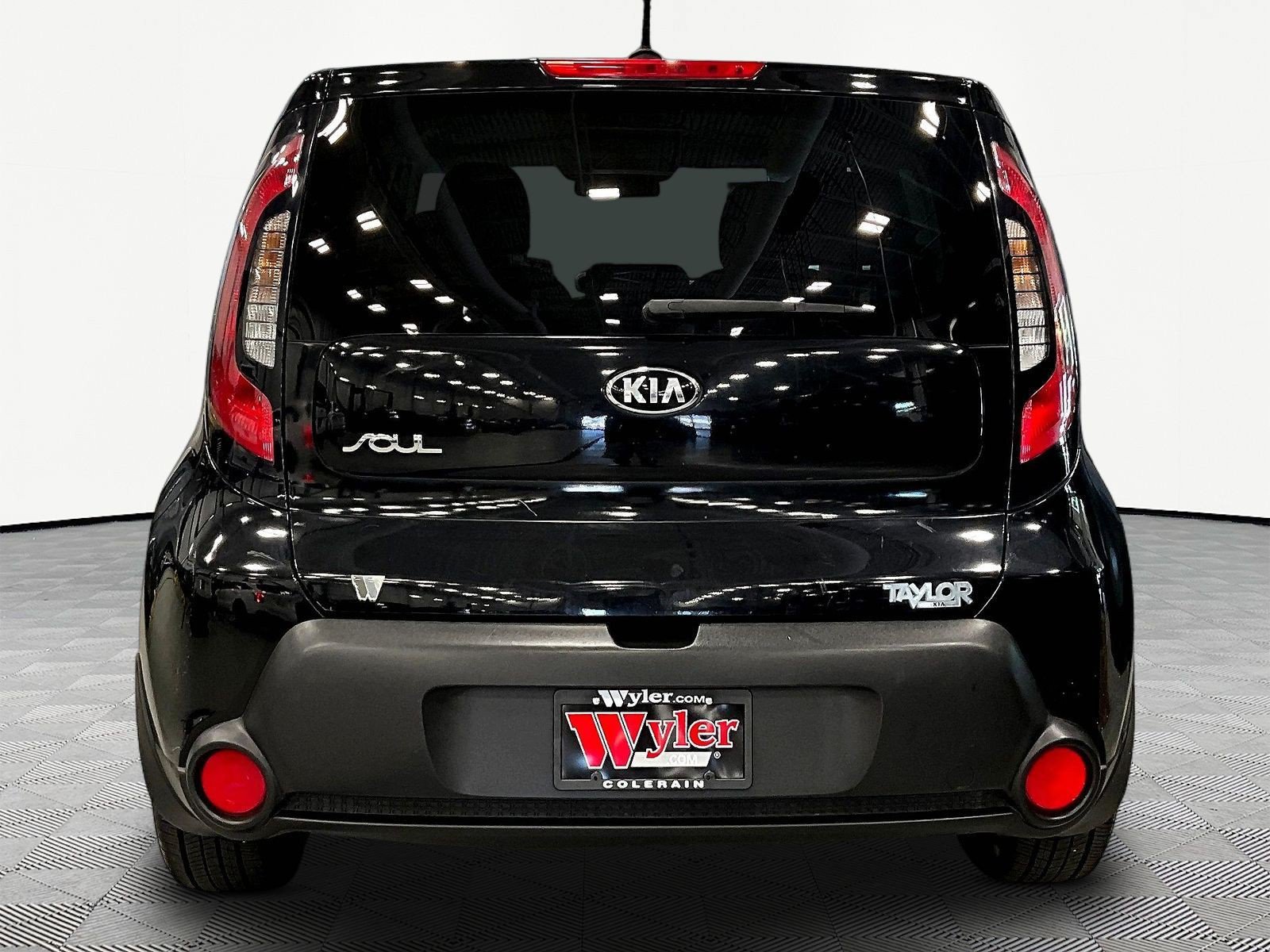 Used 2016 Kia Soul FWD image 5