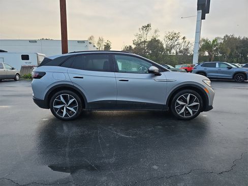 Used 2023 Volkswagen ID.4 Pro S image 4