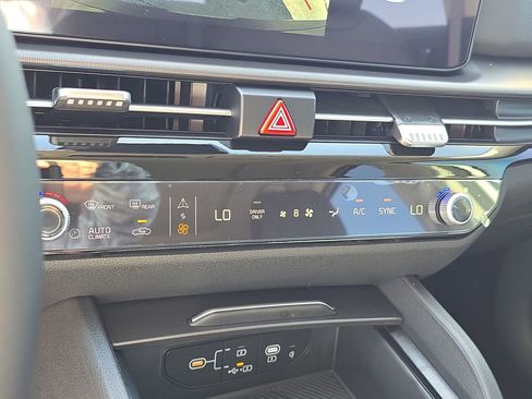 New 2026 Kia Sportage EX image 26