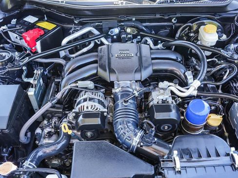 Used 2023 Toyota GR86 RWD image 23