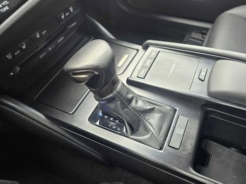 Used 2022 Lexus ES 250 w/ Premium Package image 30
