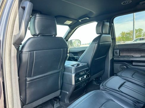 Used 2019 Ford Expedition Limited AWD/4WD image 16
