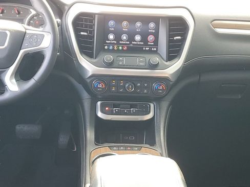 Used 2020 GMC Acadia SLE w/ Driver Convenience Package FWD image 15