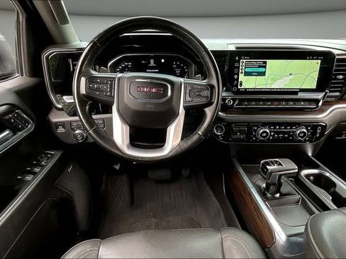 Used 2023 GMC Sierra 1500 SLT w/ SLT Premium Plus Package AWD/4WD image 11